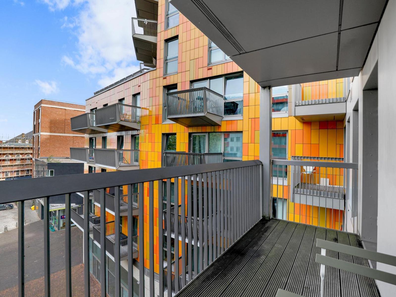 Pass The Keys Spacious 2-Bedroom Apartment ลอนดอน ภายนอก รูปภาพ